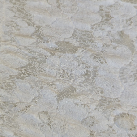 Sunny Studio Cover-Up - Picture 4 of 6